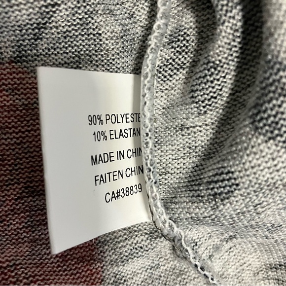 Grey & red floral print long sleeve top with leopard print background - Picture 8 of 8